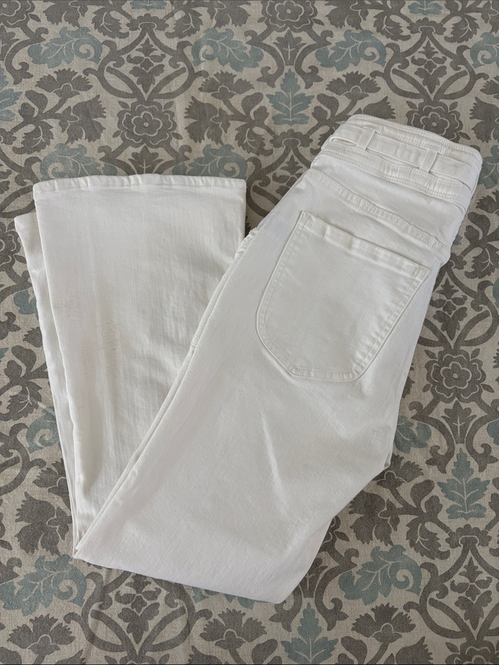 Frame Denim White Flare Leg Jeans - Picture 5 of 6